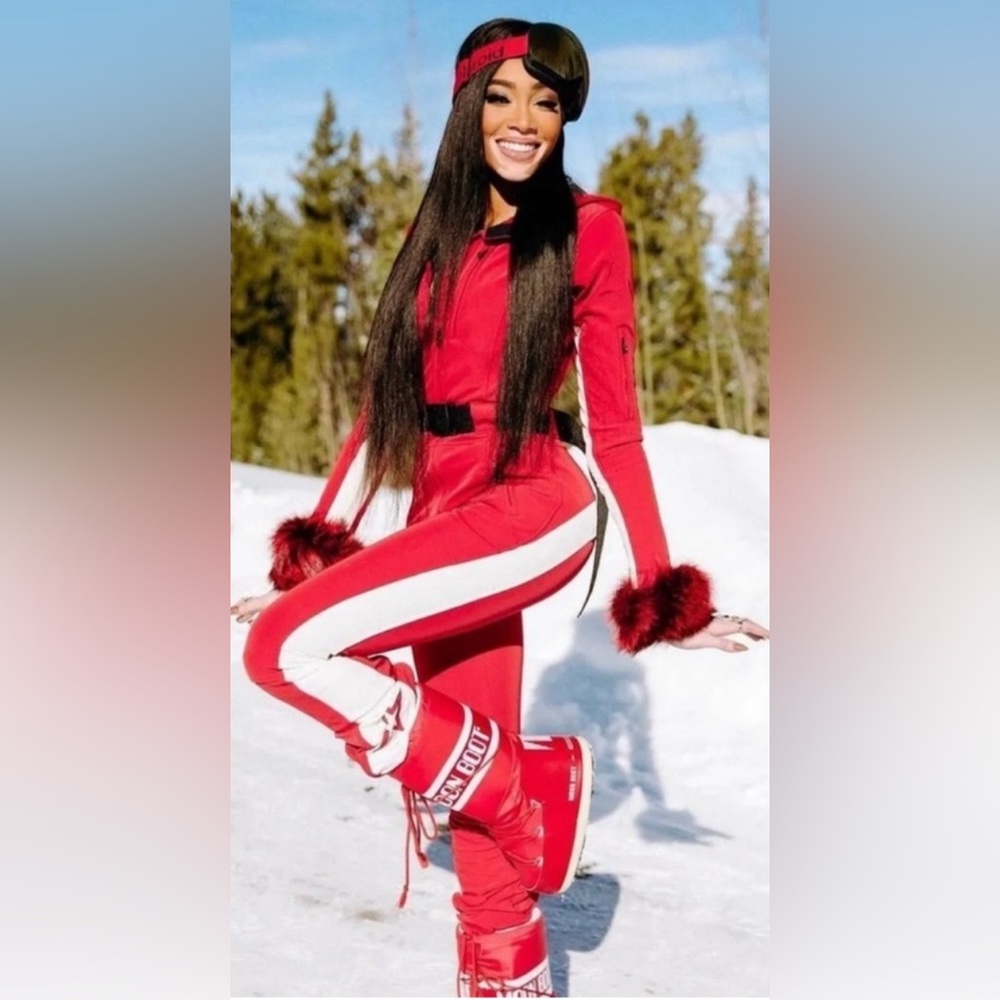 Perfect Moments Ski Suit - excellent condition
